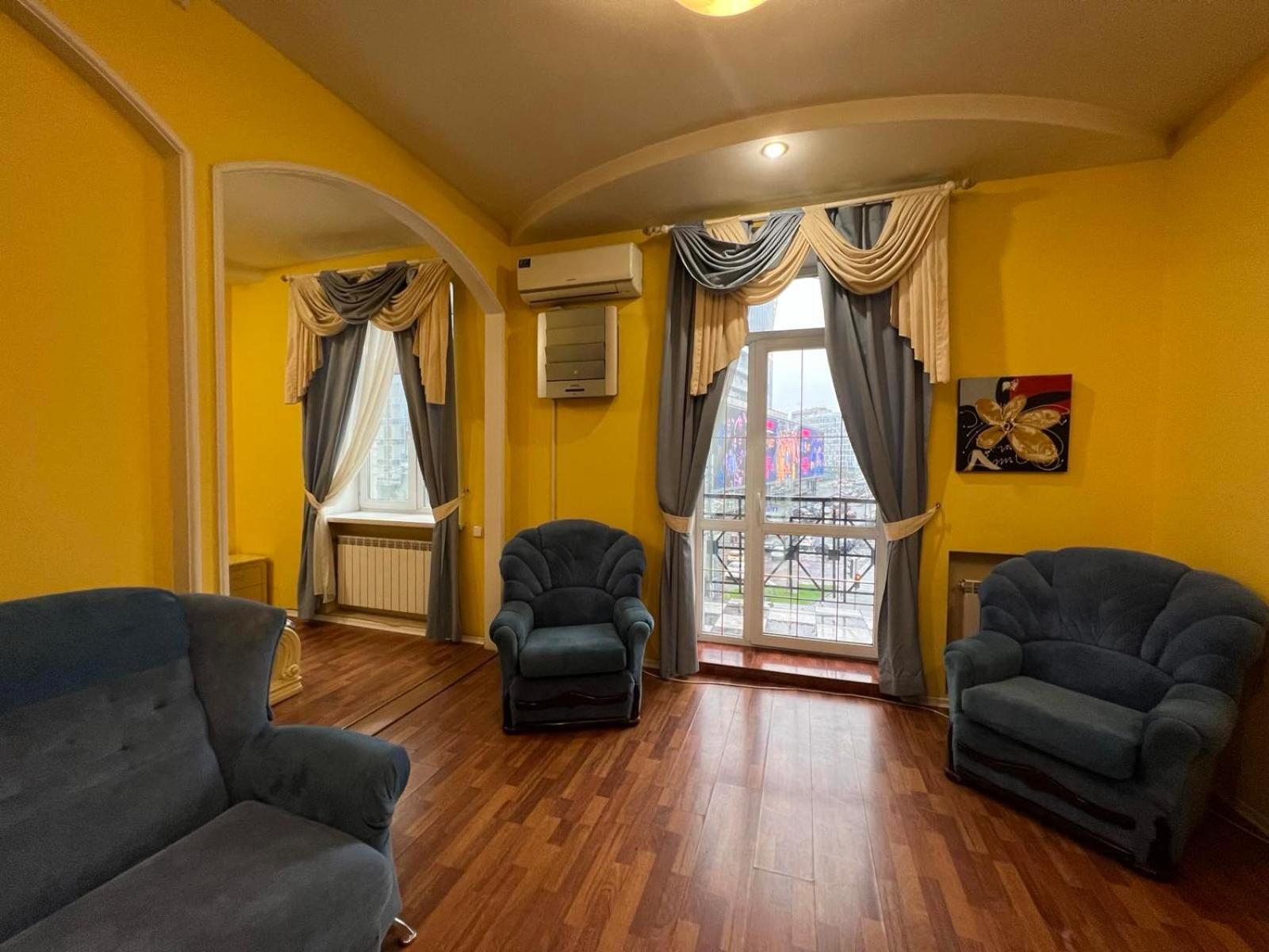 Apartment Near Gulliver Киев Экстерьер фото